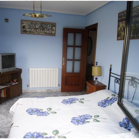 Casa Rural El Carrascal Valdefuentes de Sangusin Bagian luar foto