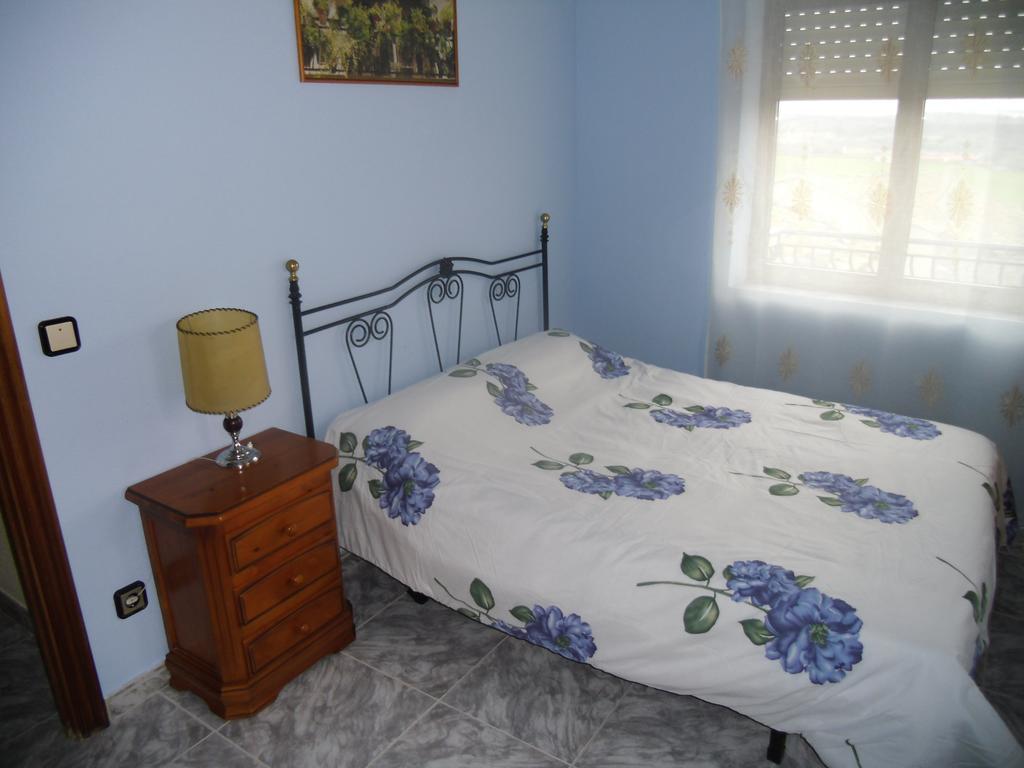 Casa Rural El Carrascal Valdefuentes de Sangusin Bagian luar foto