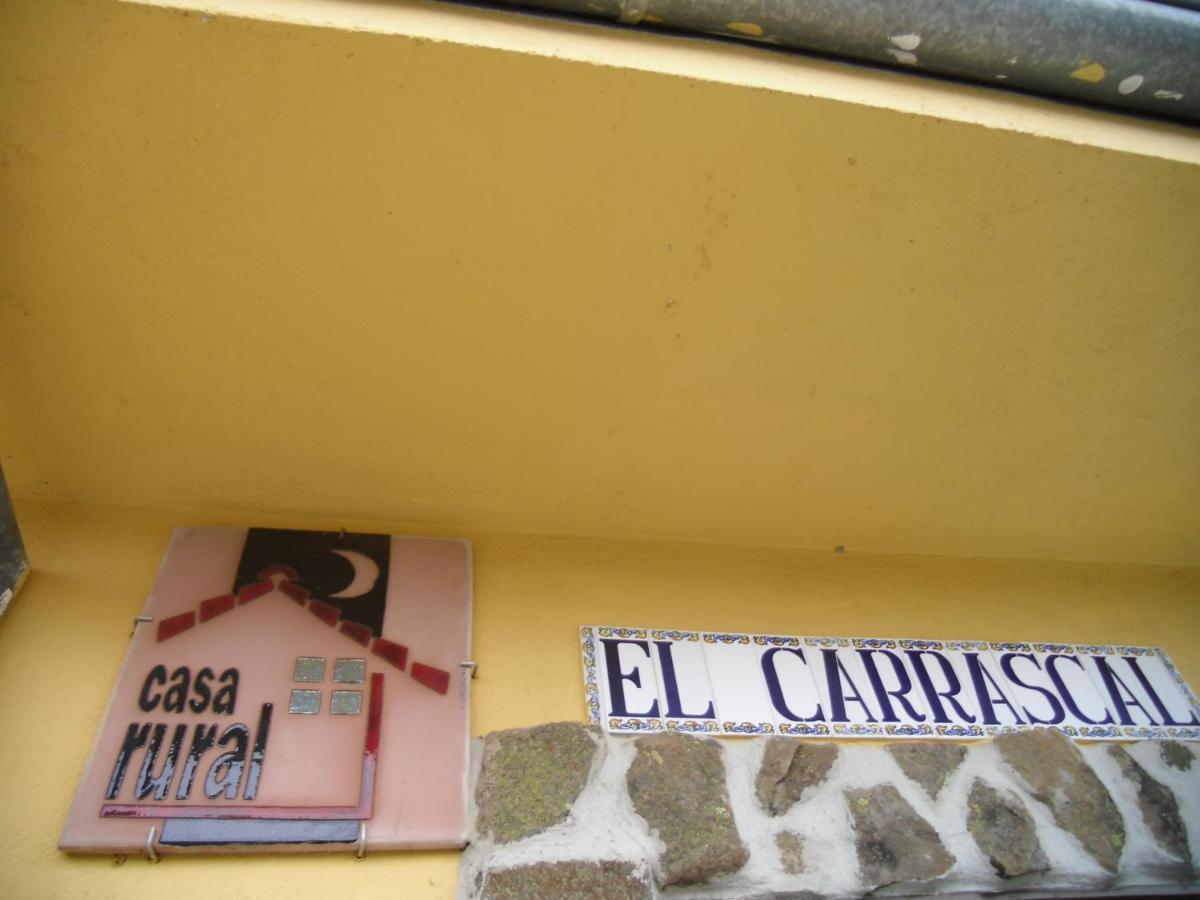 Casa Rural El Carrascal Valdefuentes de Sangusin Bagian luar foto